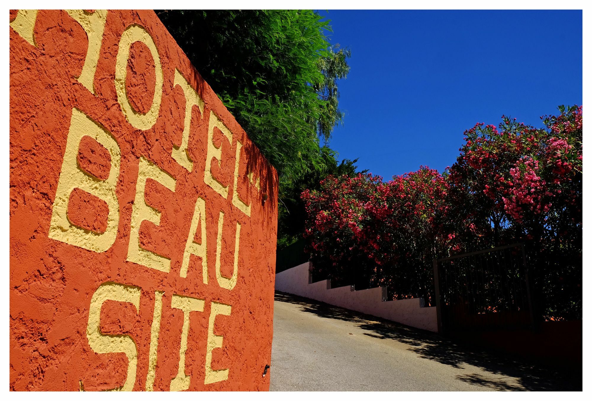 לה לבאנדו Hotel Beau Site מראה חיצוני תמונה